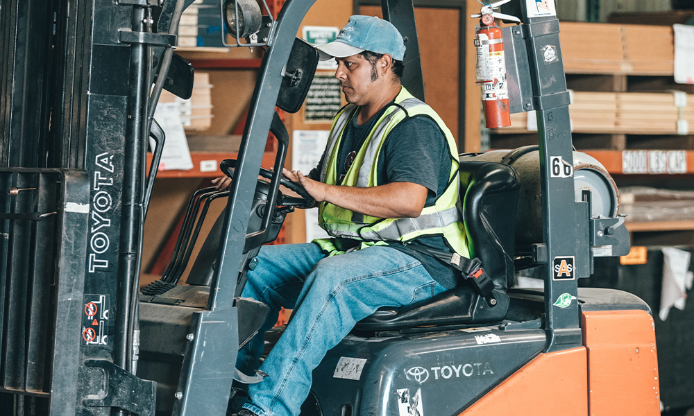 FACTORY & WAREHOUSE EQUIPMENT